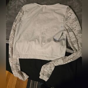 Forever 21 White Lace Sleeve Crop Top